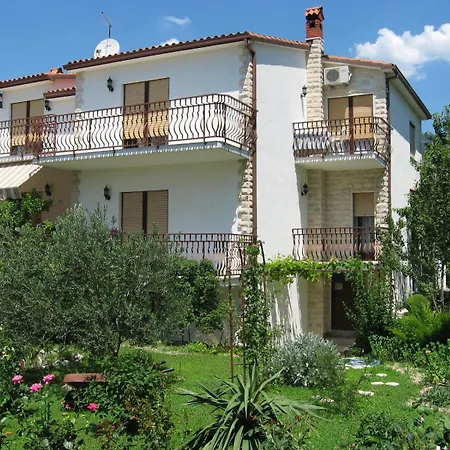 Bozana Apartment Kastela